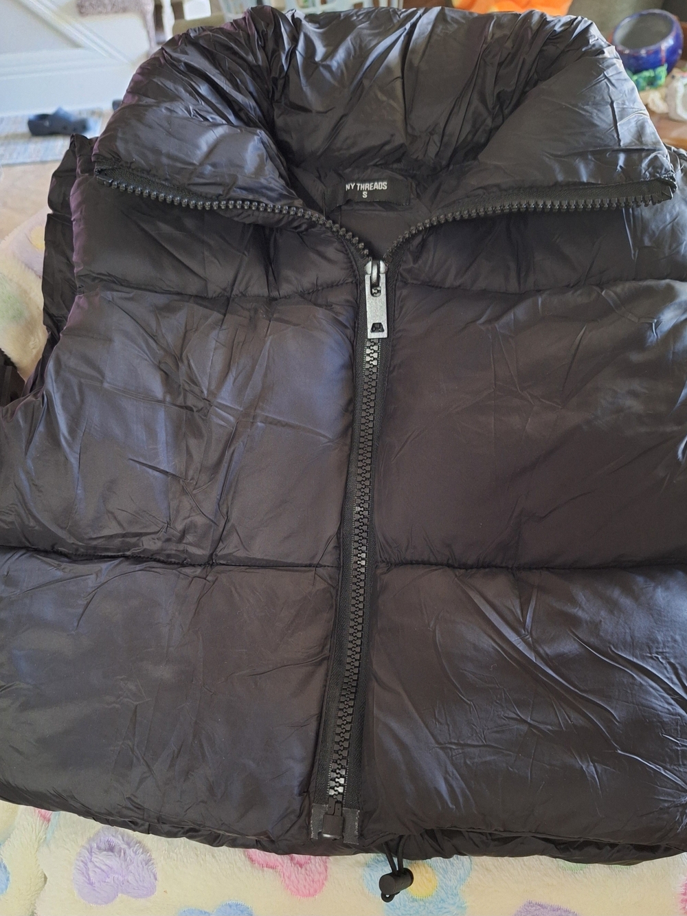 NY Thread Women's Black Puffer Vest NWT